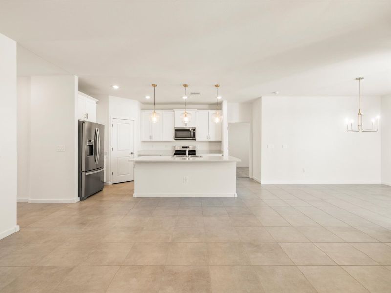 Spacious, unfurnished interior of a new home in Mesquite Mountain Ranch at Frontera, Surprise (Image 9). Spacious, unfurnished interior of a new home in Mesquite Mountain Ranch at Frontera, Surprise (Image 9).