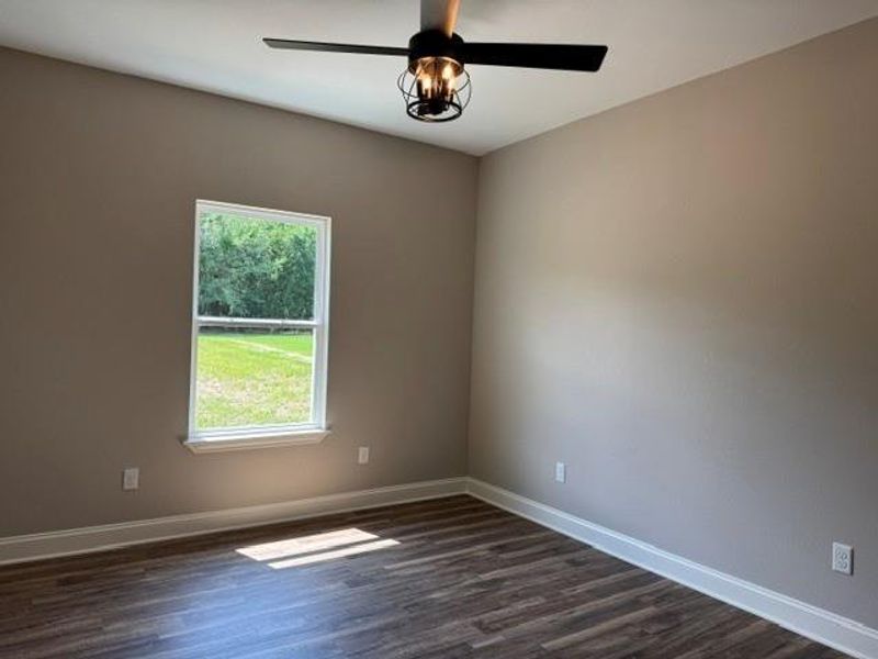 Spacious, unfurnished interior of a new home in , Yantis (Image 22).