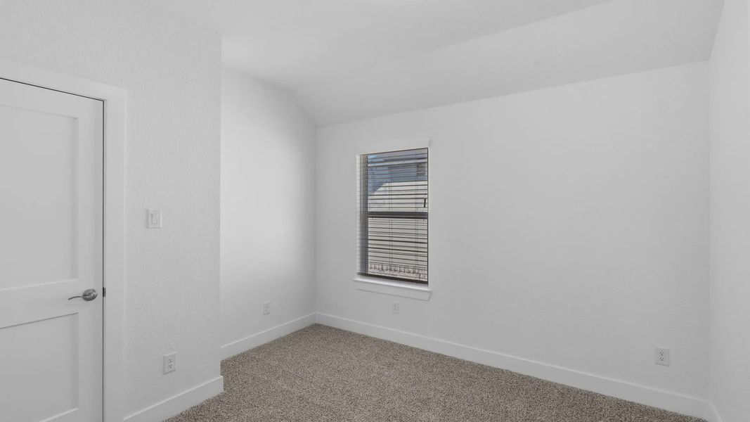Spacious, unfurnished interior of a new home in Emory Glen, Magnolia (Image 25).