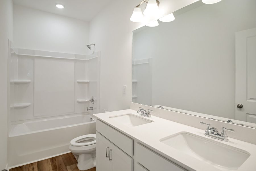 *This is a marketing photo. Colors/options may be different.*