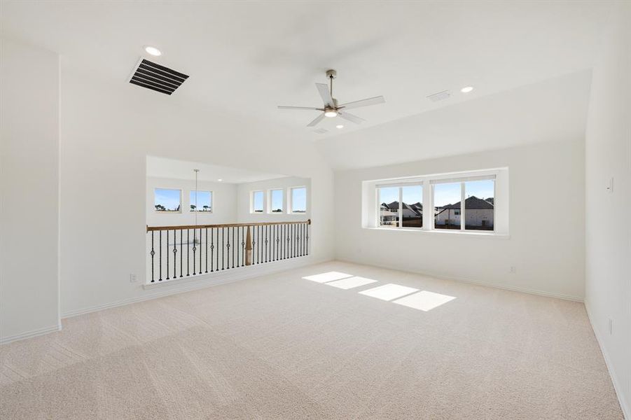 Spacious, unfurnished interior of a new home in Wildflower Ranch 60-65, Justin (Image 20). Spacious, unfurnished interior of a new home in Wildflower Ranch 60-65, Justin (Image 20).