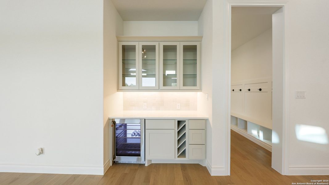 Spacious, unfurnished interior of a new home in , New Braunfels (Image 29).