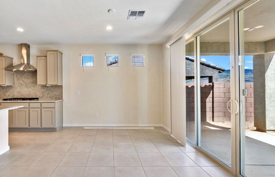 Spacious, unfurnished interior of a new home in Del Webb at Rocking K, Tucson (Image 13).