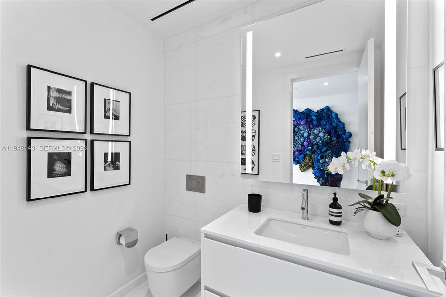 Photo 6 Photo 6