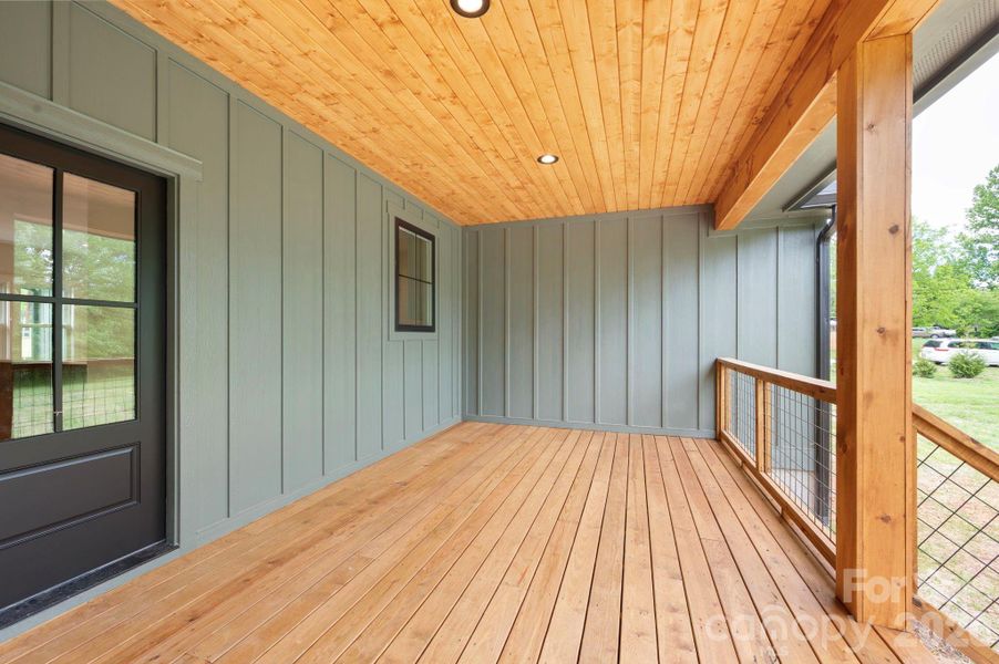 Covered back deck
