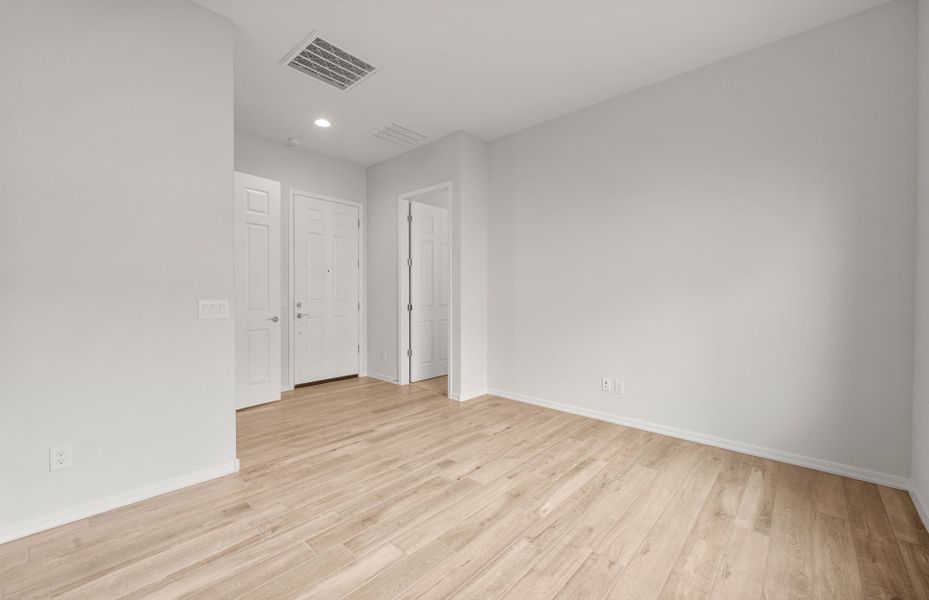 Spacious, unfurnished interior of a new home in Sun City Anthem at Merrill Ranch, Florence (Image 24). Spacious, unfurnished interior of a new home in Sun City Anthem at Merrill Ranch, Florence (Image 24).