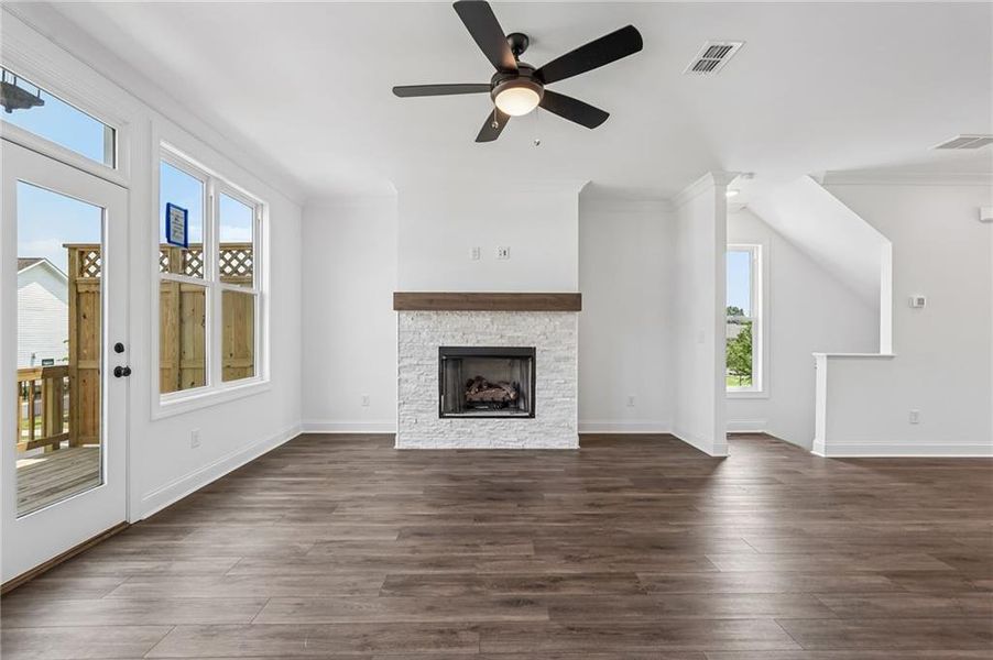 Spacious, unfurnished interior of a new home in Millcroft Townhomes, Buford (Image 39). Spacious, unfurnished interior of a new home in Millcroft Townhomes, Buford (Image 39).