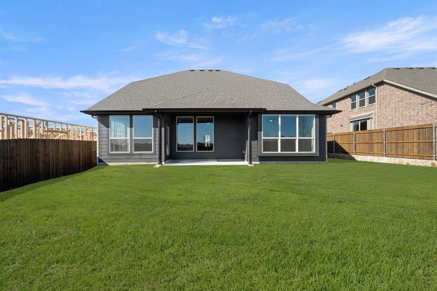 516 Waterford Park- Back-2 516 Waterford Park- Back-2