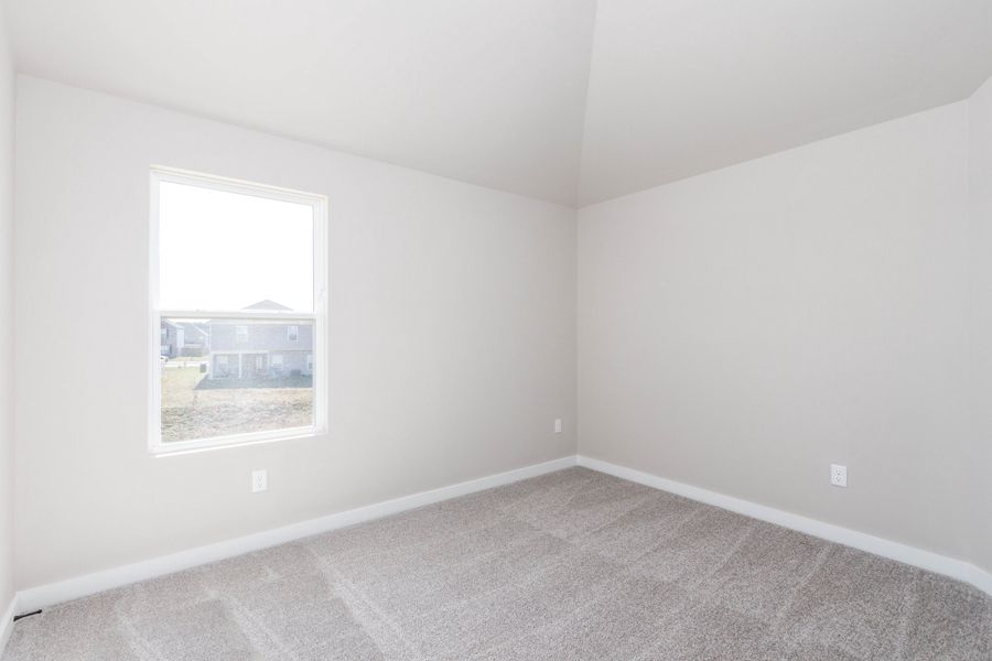 Representative unfurnished interior of a home built from the Cypress w/ Bonus Rm by Nason Homes in Woodland Farms, Dickson (Image 32).