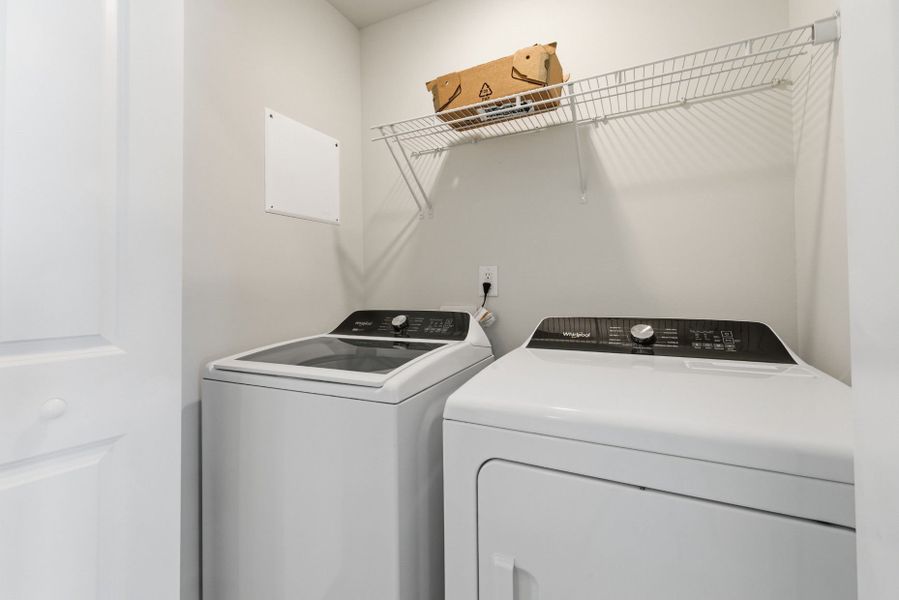Close-up of interior finishes inside a home in Flemingfield, Greensboro (Image 19).