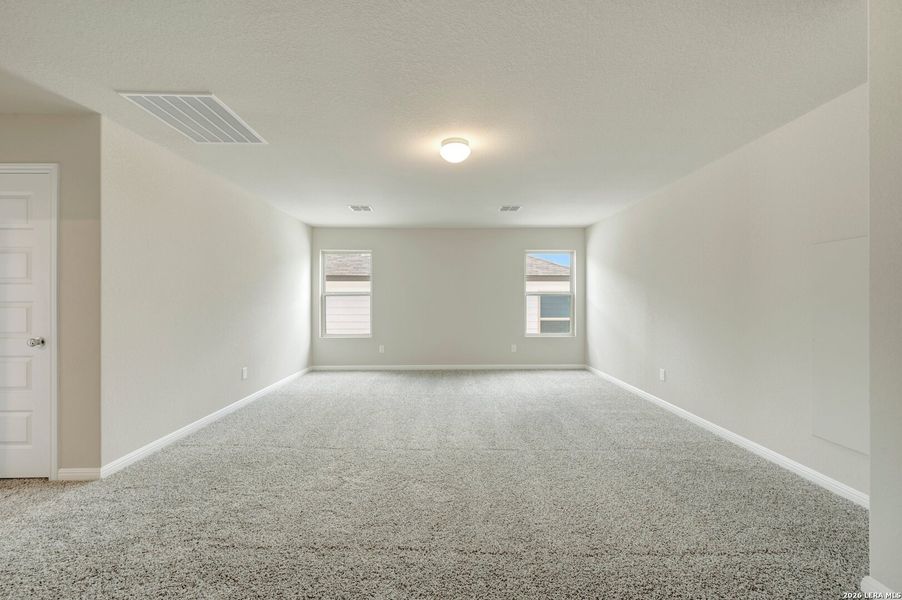 Spacious, unfurnished interior of a new home in Mesquite Ridge, San Antonio (Image 36). Spacious, unfurnished interior of a new home in Mesquite Ridge, San Antonio (Image 36).