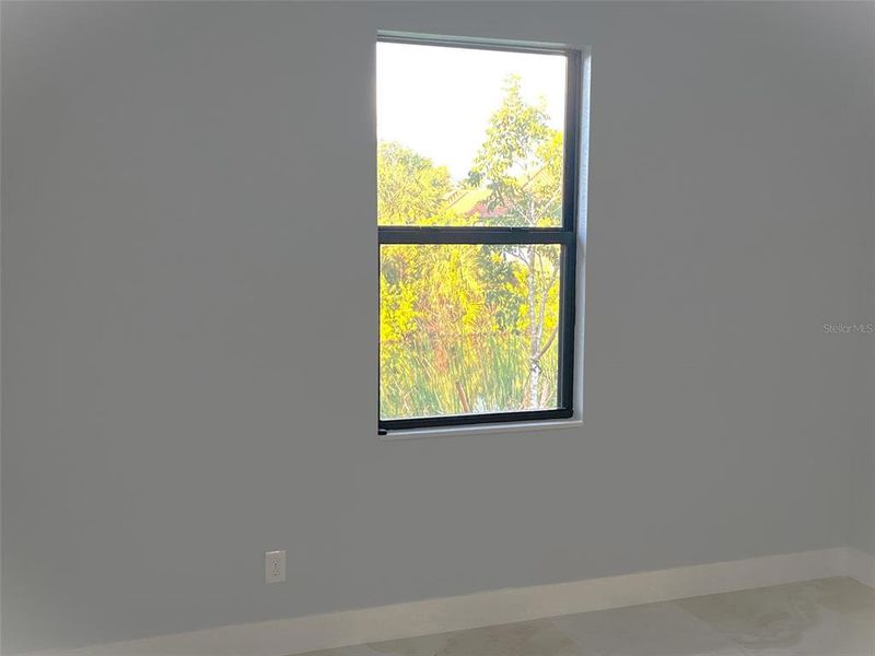 Spacious, unfurnished interior of a new home in , Port Charlotte (Image 14).