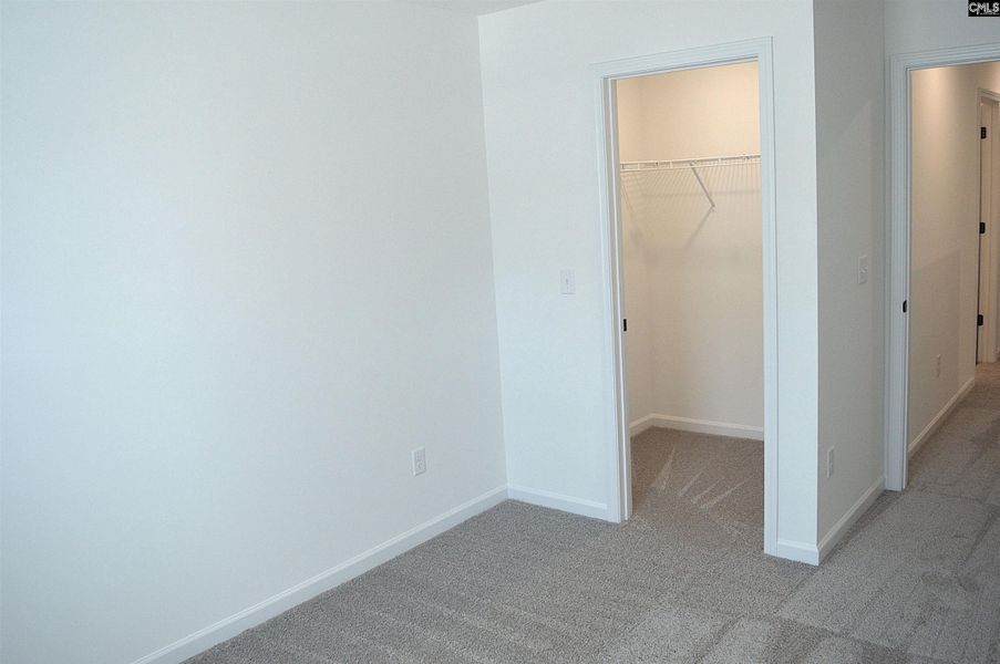 Spacious, unfurnished interior of a new home in Bickley Station, Irmo (Image 23).