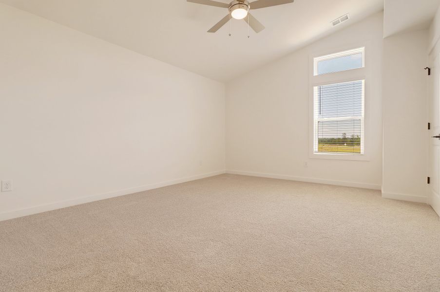 Spacious, unfurnished interior of a new home in Westgate Village Townes, Spartanburg (Image 5).