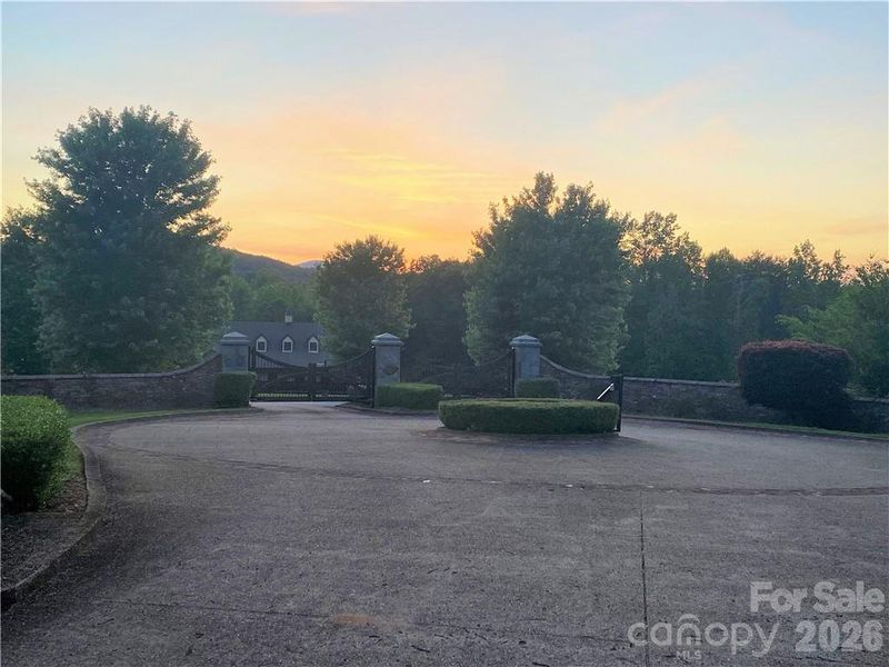 Image 19 of a home in .