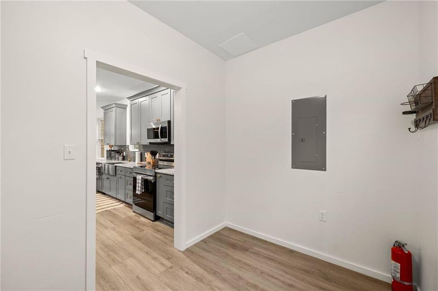 Furnished interior view inside a new home in , Dahlonega (Image 11).
