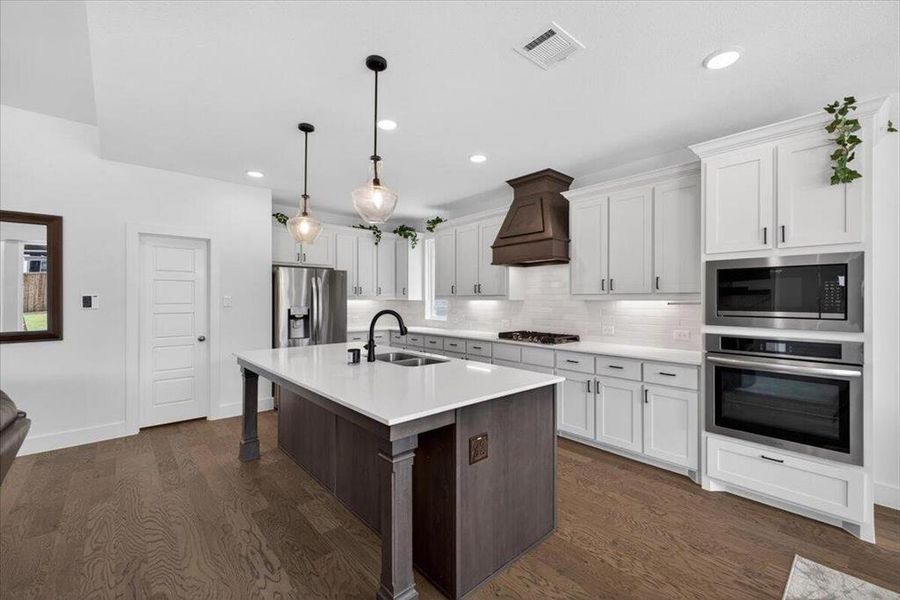 Furnished interior view inside a new home in Talon Hills, Fort Worth (Image 12).