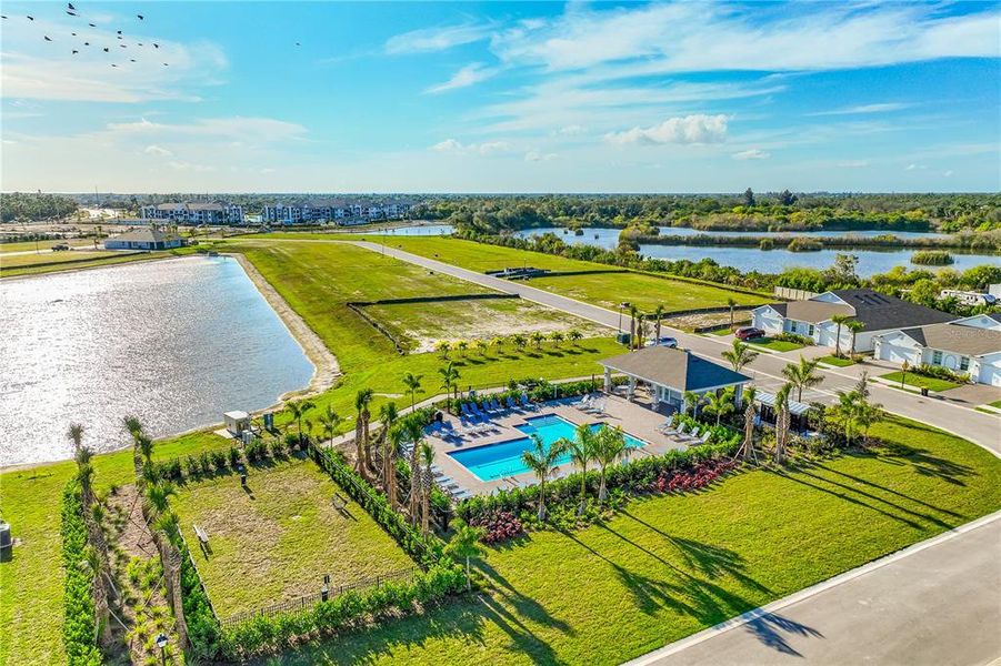 Community amenities in Sea Cove, Punta Gorda (Image 20).