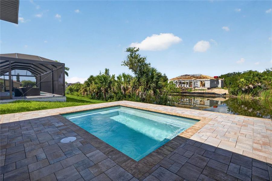 Community amenities in , Port Charlotte (Image 35).