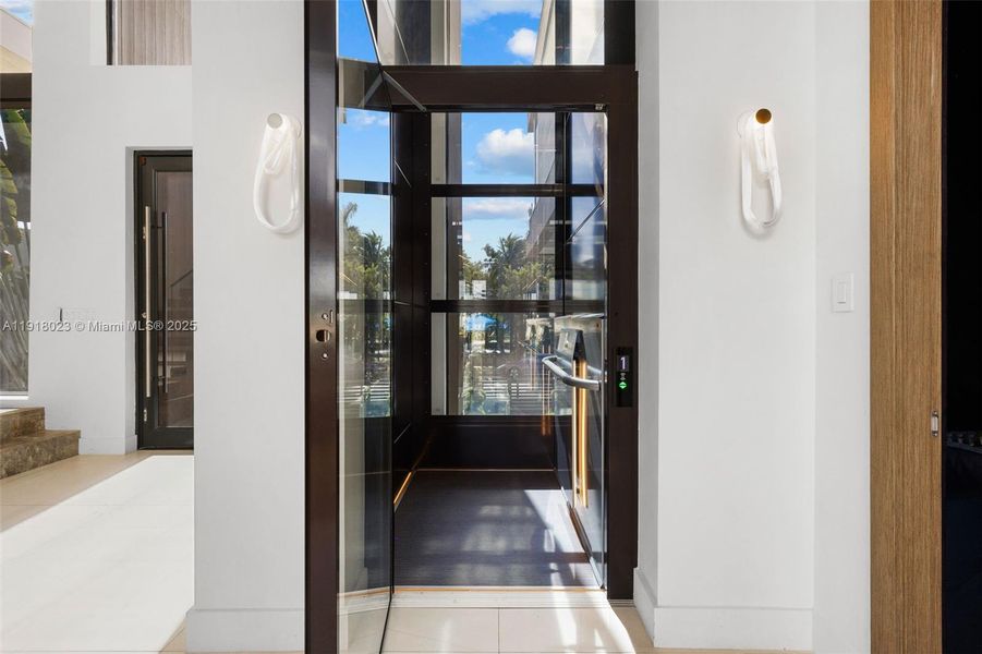 Image 71 of a home in .