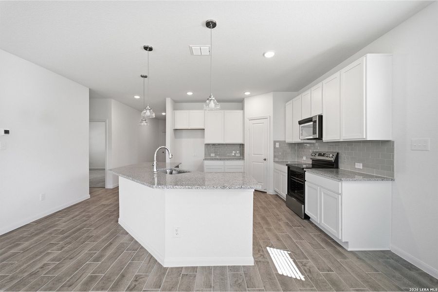 Furnished interior view inside a new home in Laurel Vistas, San Antonio (Image 14).