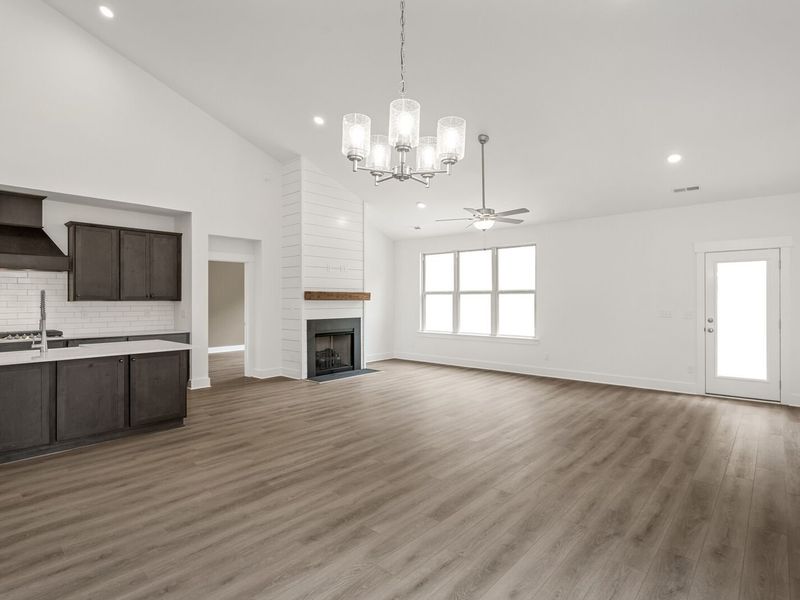 Spacious, unfurnished interior of a new home in Woods Crossing, Gallatin (Image 53).