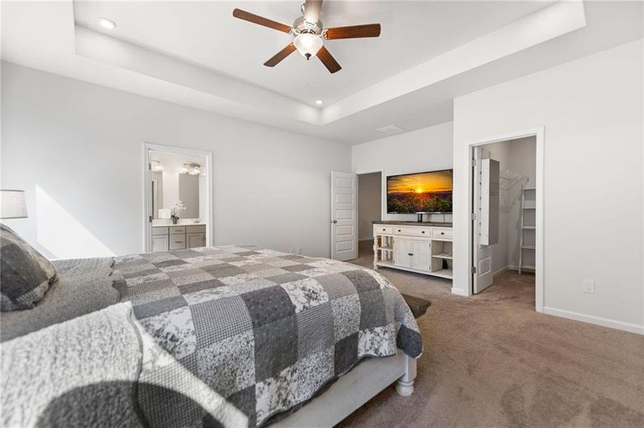 Furnished interior view inside a new home in , Jasper (Image 10).
