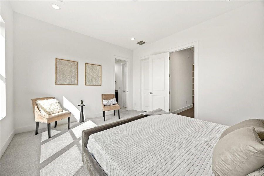 Furnished interior view inside a new home in Middle Street Lofts on the Bayou, Houston (Image 13). Furnished interior view inside a new home in Middle Street Lofts on the Bayou, Houston (Image 13).