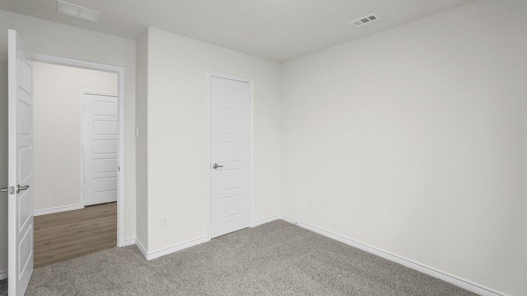 Spacious, unfurnished interior of a new home in Elevon, Lavon (Image 33).