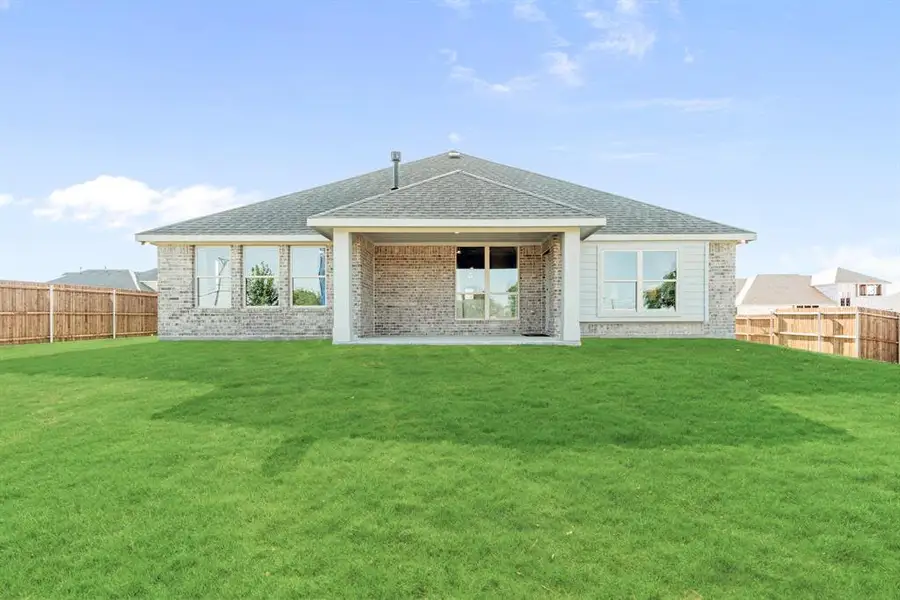 Exterior details and patio area of a home in Trees Farm, DeSoto (Image 4).