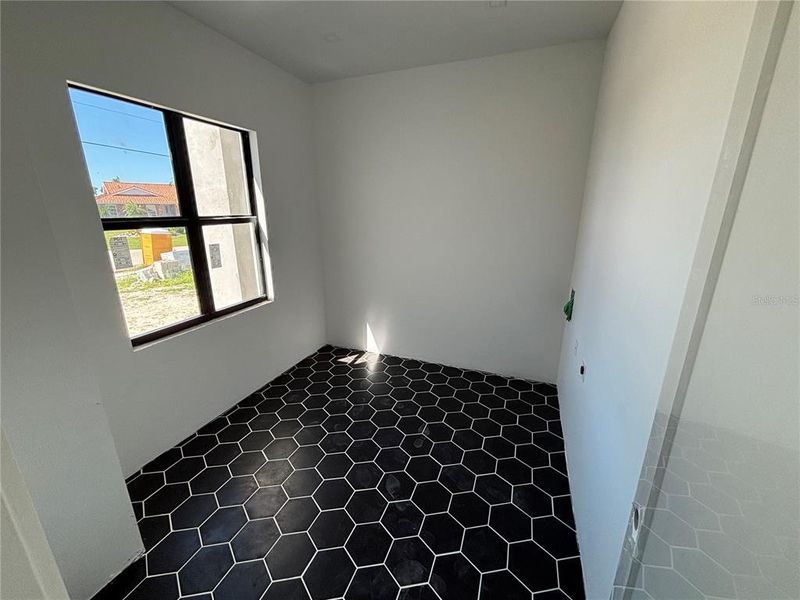 Image 38 of a home in .