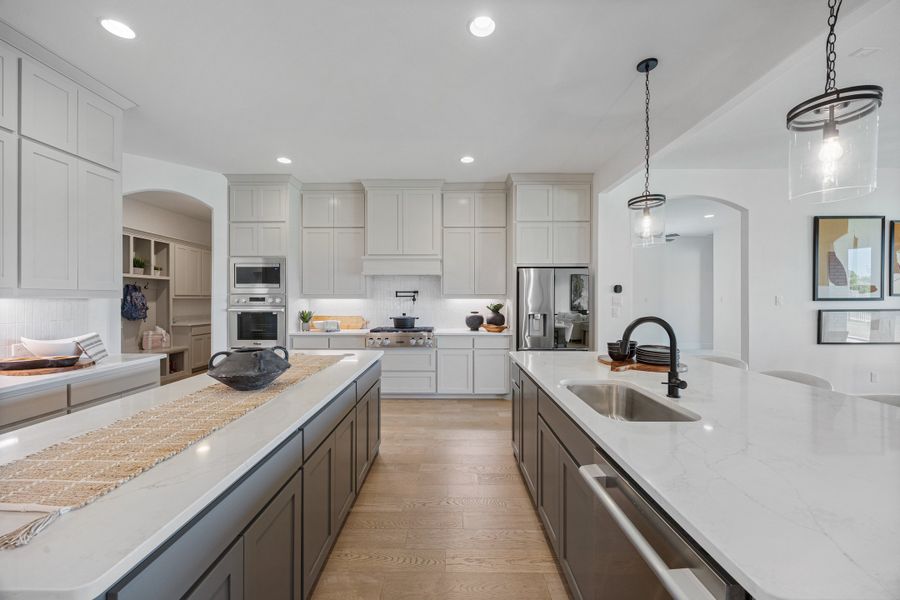 Representative furnished interior of a home built from the Blackburn by Windsor Homes in Ridge Pointe Estates, McLendon-Chisholm (Image 21).