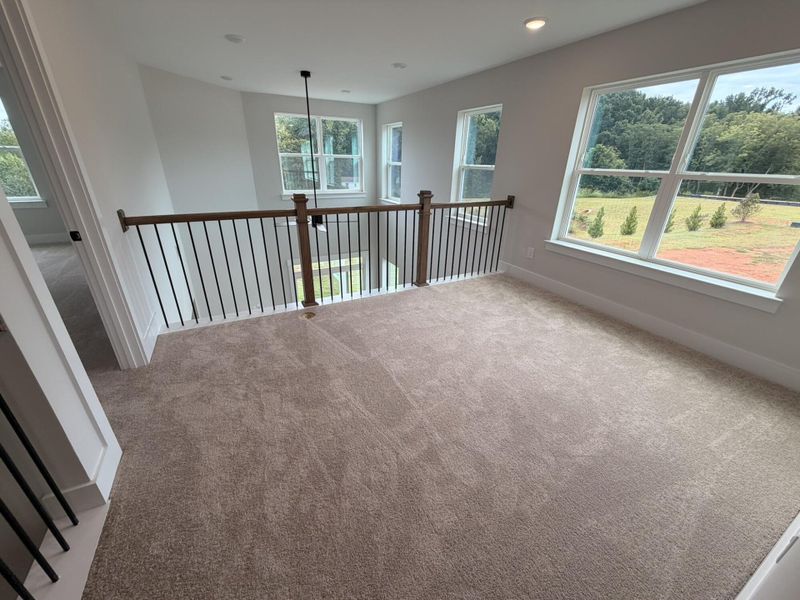 Spacious, unfurnished interior of a new home in Blythe Mill Townhomes, Waxhaw (Image 19).