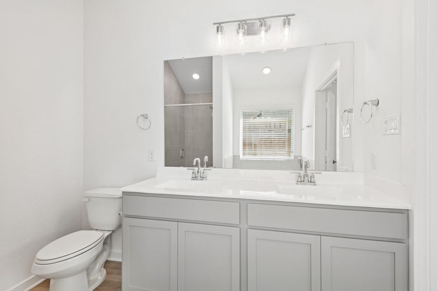 Furnished interior view inside a new home in Miller's Pond, Rosenberg (Image 8).