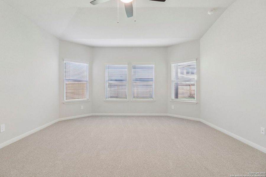 Spacious, unfurnished interior of a new home in Estancia Ranch - Premier Series, San Antonio (Image 33). Spacious, unfurnished interior of a new home in Estancia Ranch - Premier Series, San Antonio (Image 33).