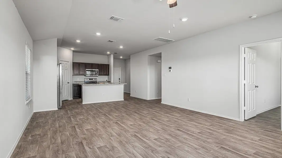 Spacious, unfurnished interior of a new home in The Villages at Schwertner Ranch, Jarrell (Image 13). Spacious, unfurnished interior of a new home in The Villages at Schwertner Ranch, Jarrell (Image 13).