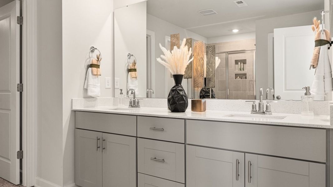 Representative furnished interior of a home built from the Johnson by Meritage Homes in Riverwood Farm, Piedmont (Image 18).