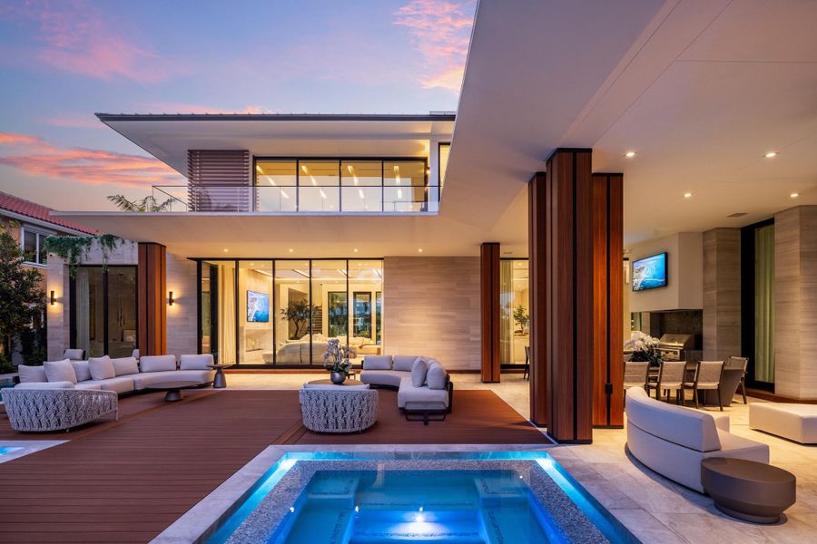 Twilight Exterior 10