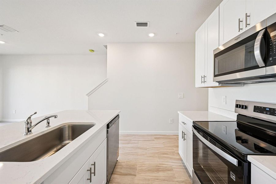 613 Salisbury Cir Fort Pierce FL (12) 613 Salisbury Cir Fort Pierce FL (12)