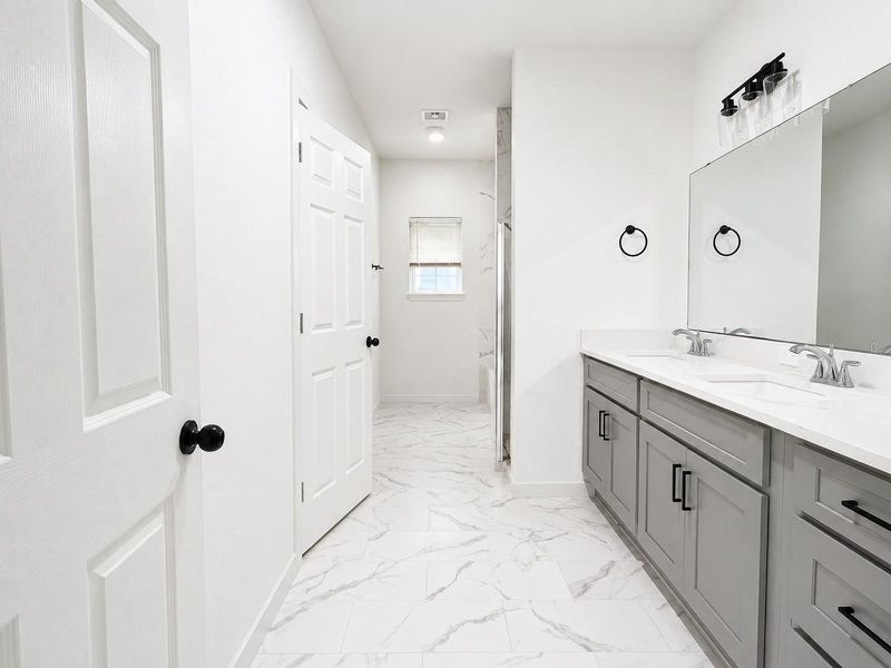 Furnished interior view inside a new home in , Houston (Image 7).
