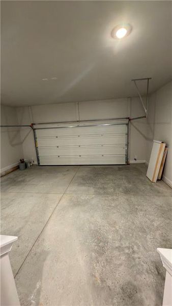 Spacious, unfurnished interior of a new home in Habersham Meadows, Demorest (Image 20).