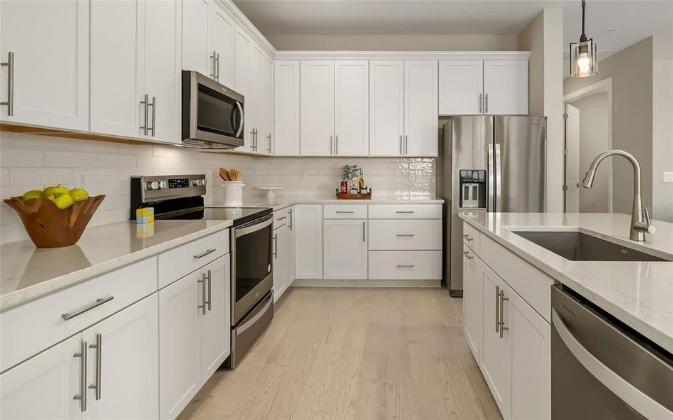 Furnished interior view inside a new home in , Venice (Image 27).