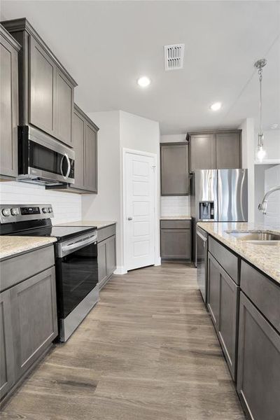 photos are for reference only actual home may vary. photos are for reference only actual home may vary.