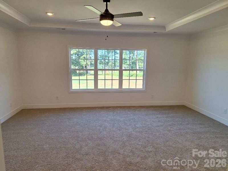 Spacious, unfurnished interior of a new home in Cardiff Glyn, Catawba (Image 21).
