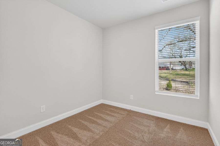 Spacious, unfurnished interior of a new home in Morning Creek Forest, Atlanta (Image 14).