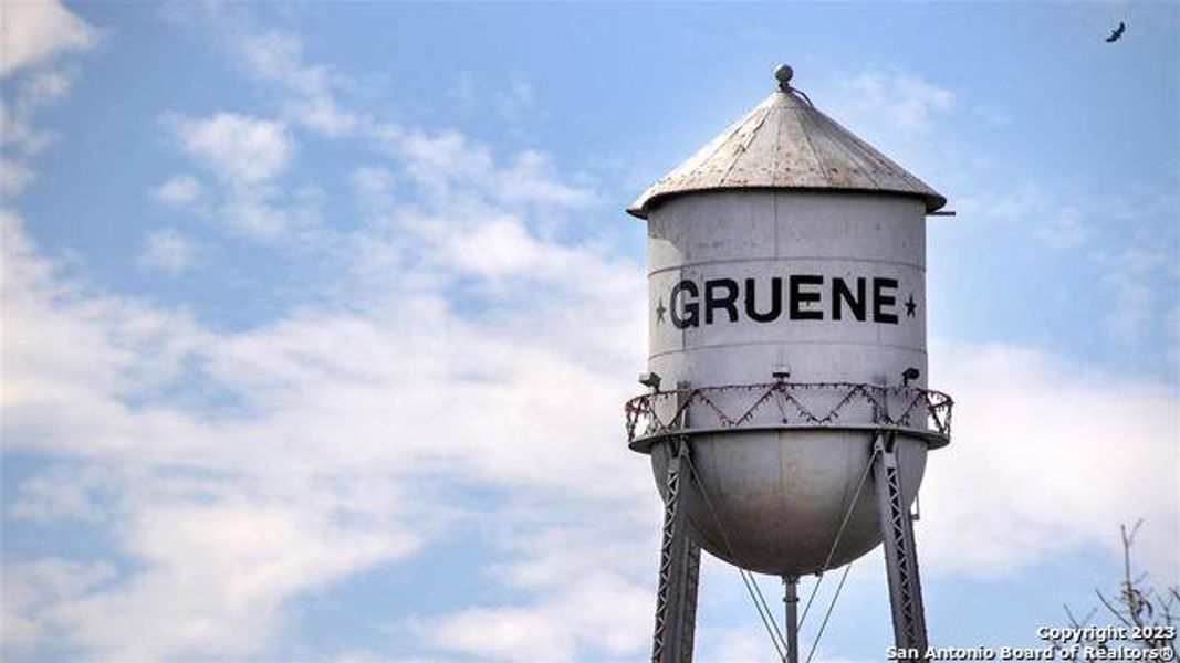 Image 7 of a home in Veramendi 60'. Image 7 of a home in Veramendi 60'.