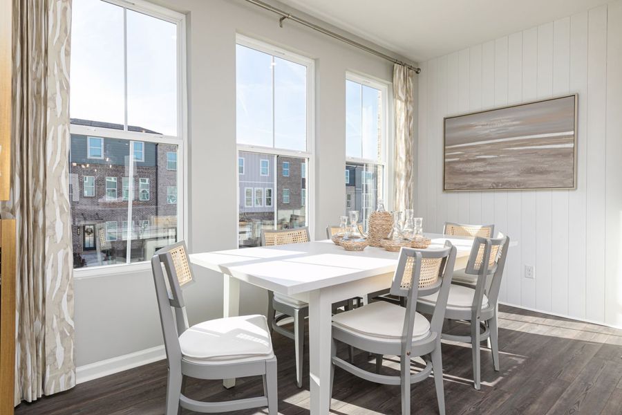 Dining Area Dining Area