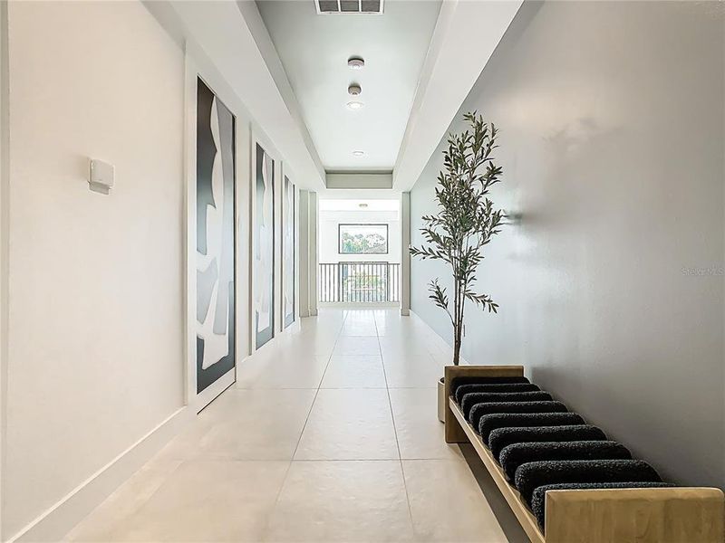 Spacious, unfurnished interior of a new home in , Reunion (Image 20). Spacious, unfurnished interior of a new home in , Reunion (Image 20).