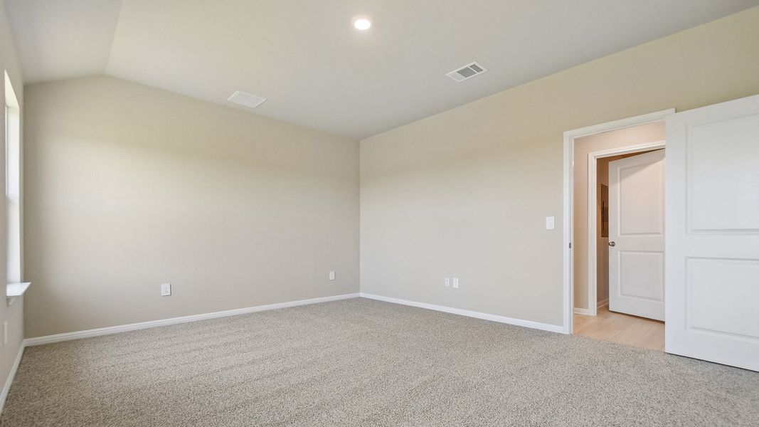Spacious, unfurnished interior of a new home in Carillon, Manor (Image 27).