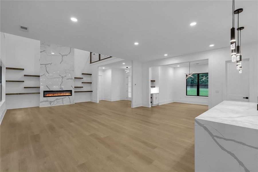 Spacious, unfurnished interior of a new home in , Snellville (Image 49). Spacious, unfurnished interior of a new home in , Snellville (Image 49).